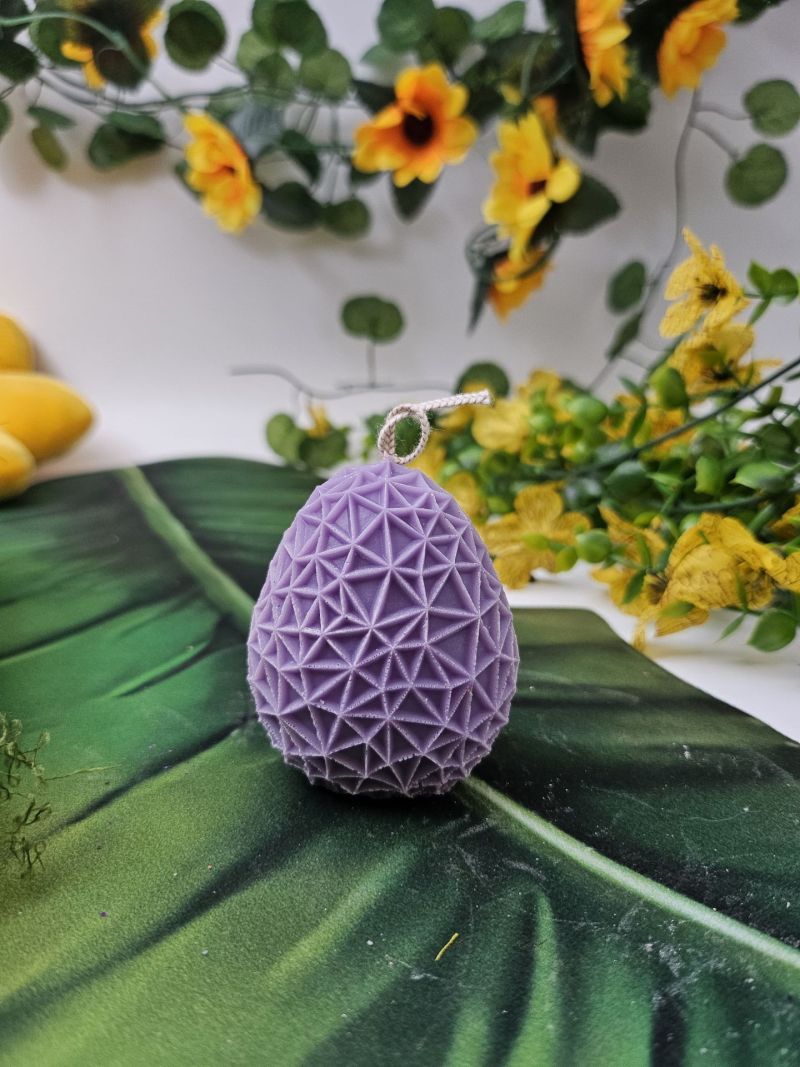 Φωτογραφία από Easter Egg Purple